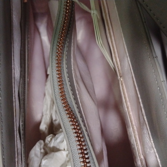 Ted Baker London Dove Grey Quilted Bow Bag 🛍️ NWT - Picture 5 of 11